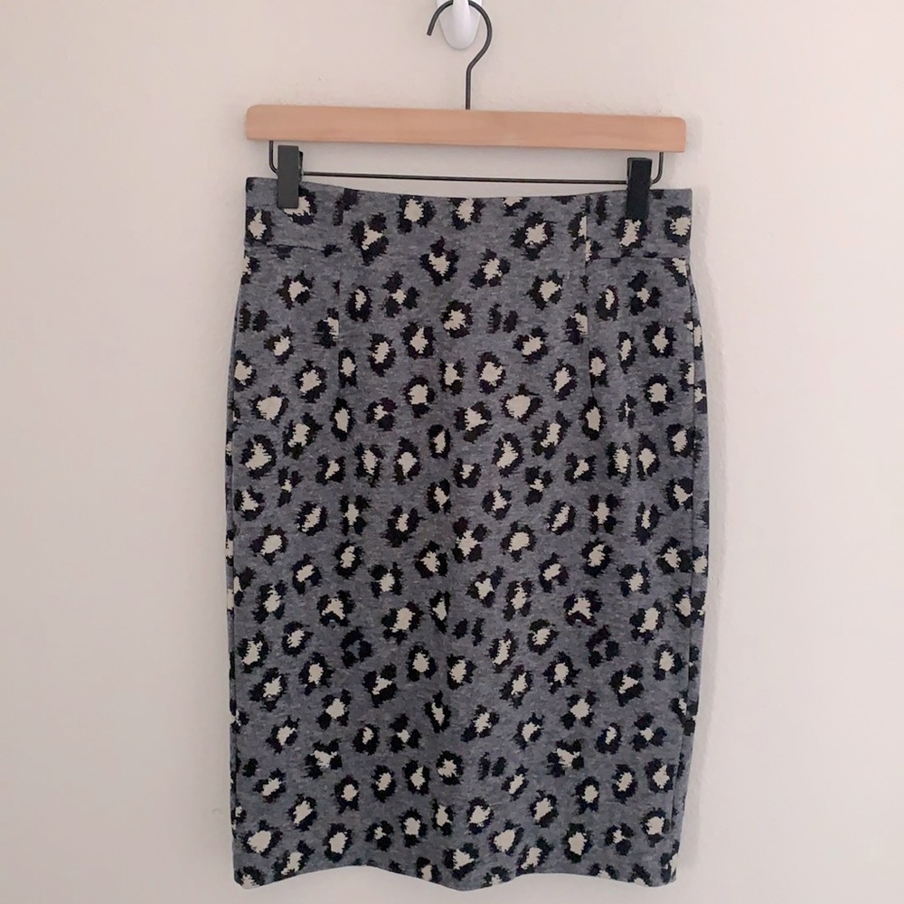 Ann Taylor Loft Leopard Pencil Skirt | Size: S | Color: Gray, Black & Beige